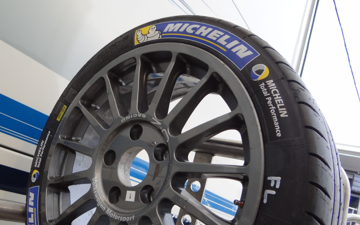 Strefa serwisowa, WRC, World Rally Championship, rajdy, opony