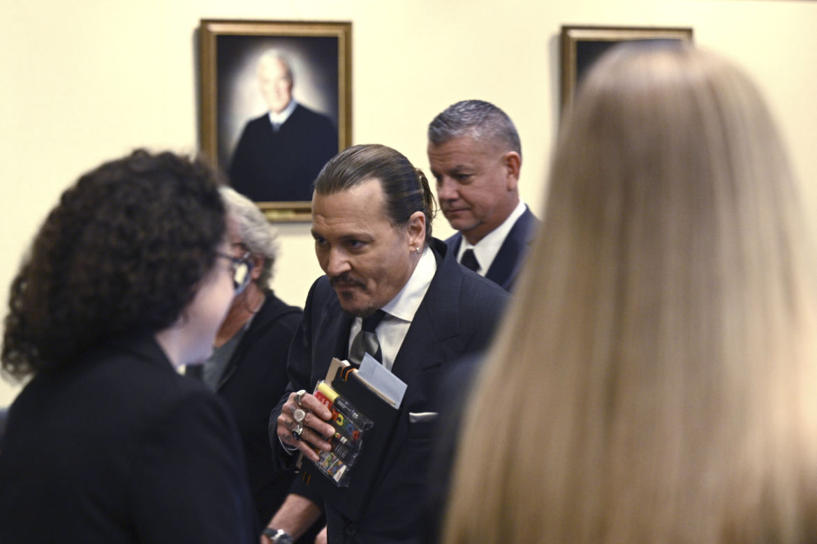 Johnny Depp umrze gruby i samotny? Potworna batalia z byłą żoną