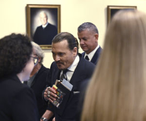 Johnny Depp umrze gruby i samotny? Potworna batalia z byłą żoną