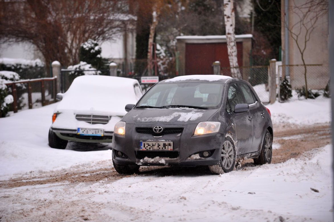 Toyota Auris - takim samochodem jeździ Kasia Tusk