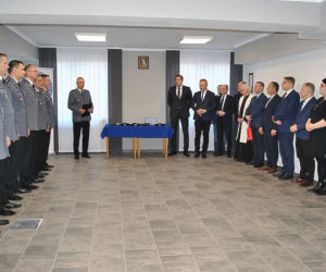 Nowe oznakowane radiowozy w Łukowie