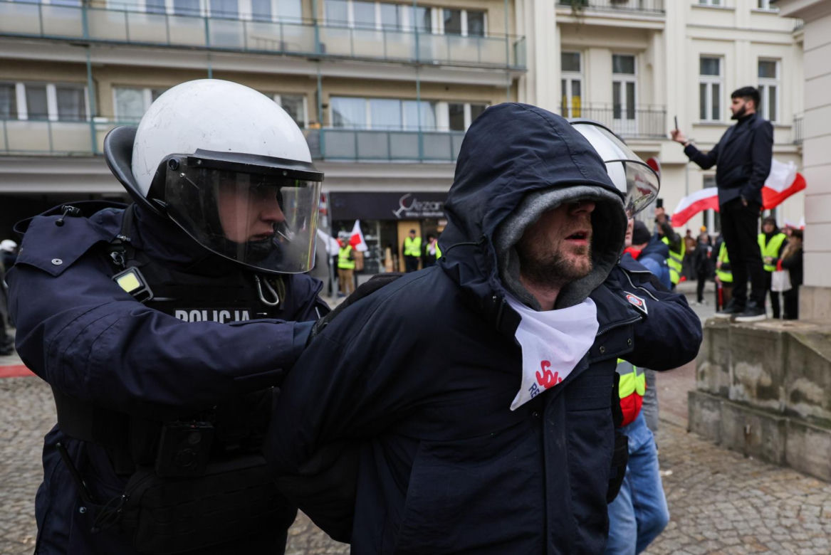 Protest rolników pod Sejmem - starcia z policją