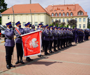 Ślubowanie policjantów w Bydgoszczy. Zdjęcia z uroczystości