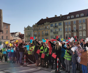 „Dla Ukrainy przy barszczu”. Kaliszanie solidarni z Ukrainą