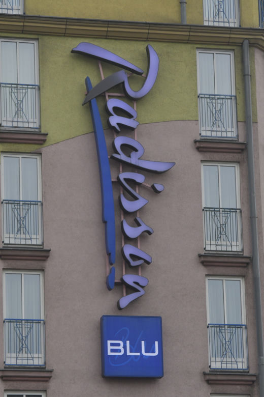 Awantura o hotel Sobieski! Chcą go pomalować na biało, konserwator zabytków protestuje