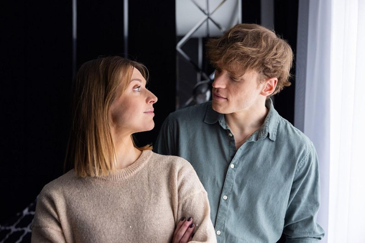 Pierwsza miłość. Maja (Julia Kamińska), Radek (Karol Biskup)
