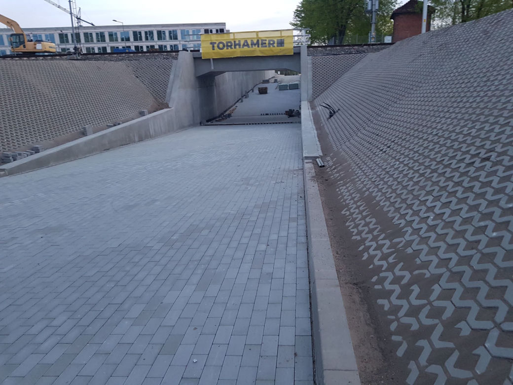 Olsztyn. W wakacje piesi i rowerzyści skorzystają z tunelu na ul. Jeziornej [ZDJĘCIA]