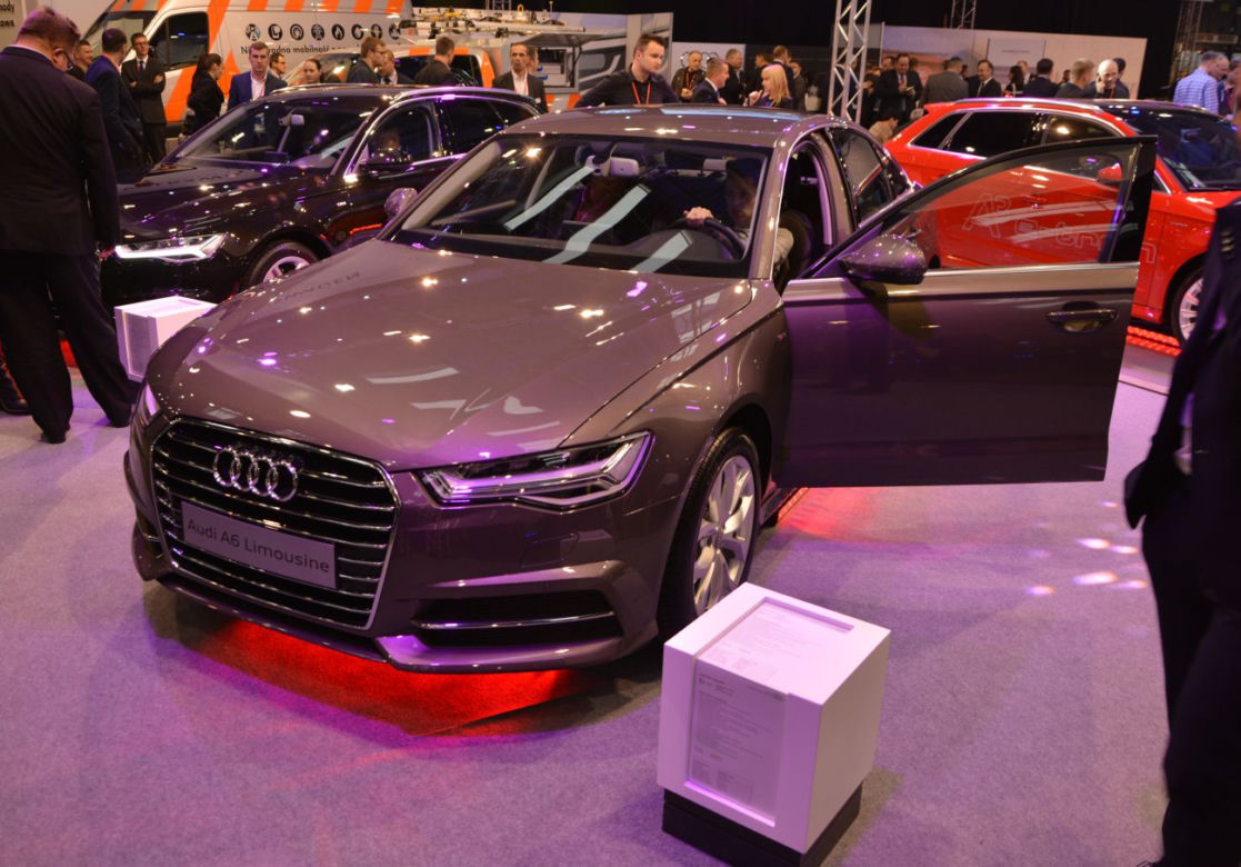 Audi A6 Limousine C7 lifting