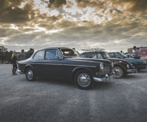 Spotkanie Youngtimer Warsaw pod PGE Narodowym