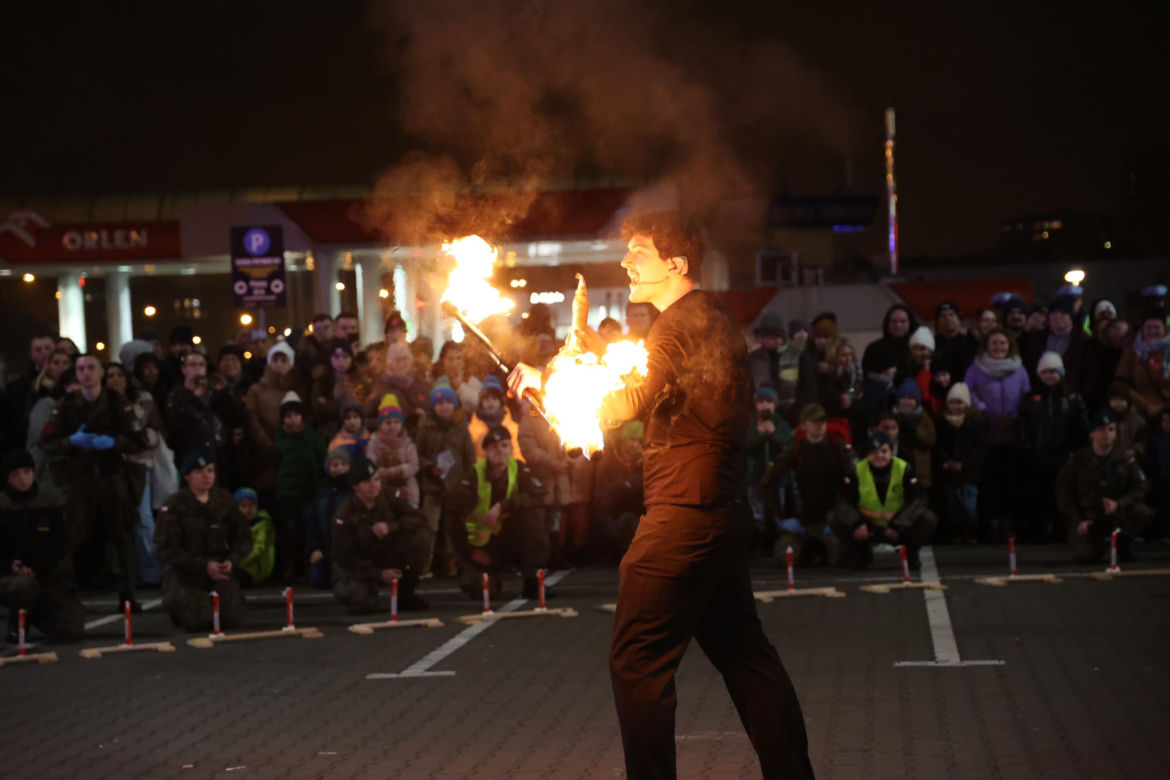 Światełko do nieba i ognisty pokaz. Tak Lublin zakończył granie dla Wielkiej Orkiestry Świątecznej Pomocy 2024!