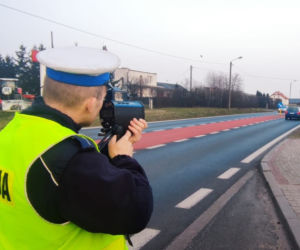 Policjanci z grupy Speed na trasie śmierci koło Torunia. Zdjęcia z akcji