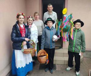 Nowe lotko na dobry rok. W Bukówcu Górnym stary zwyczaj ciągle żywy