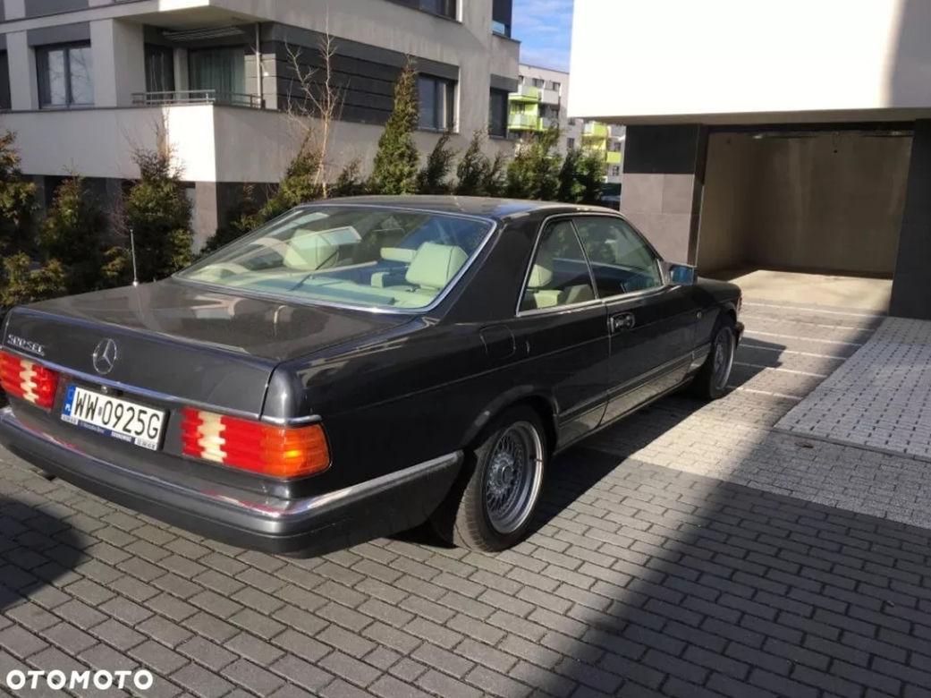 Mercedes 500 SEC - auto Kamila Durczoka