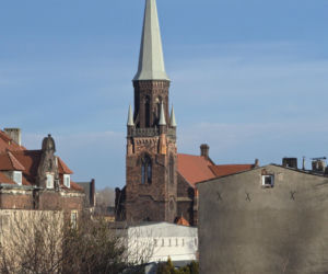 To miasto w województwie śląskim jest jednym z najgęściej zaludnionych w Europie. Leży blisko Chorzowa