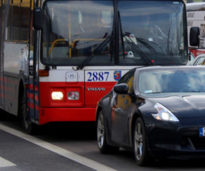 Autobus w korku