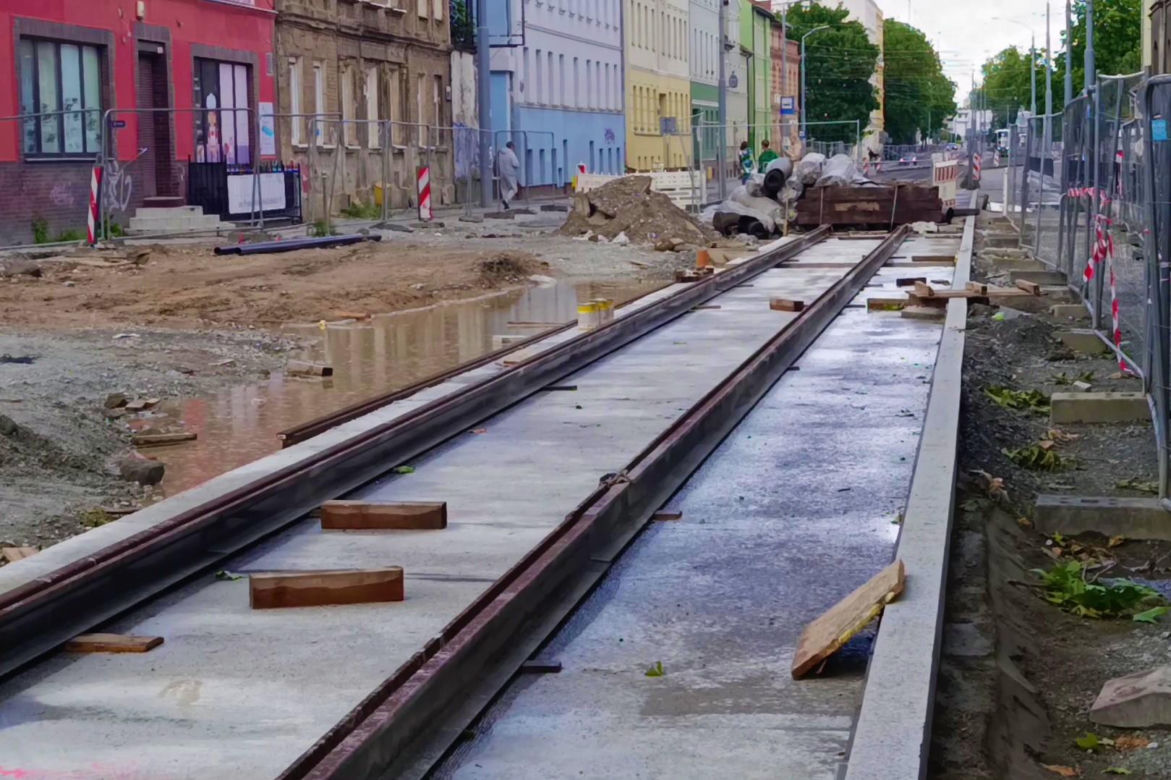 "Torowa rewolucja" na al. Powstańców Wlkp. - czerwiec 2026