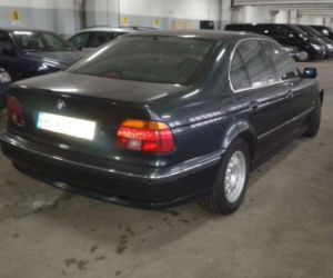 Rządowe samochody BMW serii 5 na sprzedaż