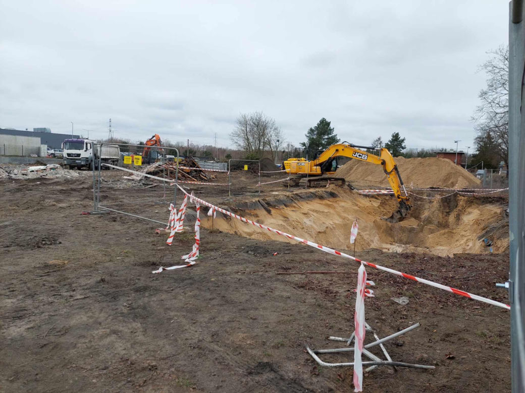 Tam, gdzie będzie nowy bydgoski McDonald's, na razie jest dziura w ziemi. Kiedy koniec prac?