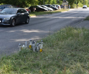 Tragiczny wypadek przy ul. Podgórskiej w Toruniu. 13-letnia Paulina wbiegła pod samochód