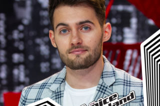 Jędrzej Skiba - kim jest uczestnik z The Voice of Poland 11? To on dał romantyczny występ