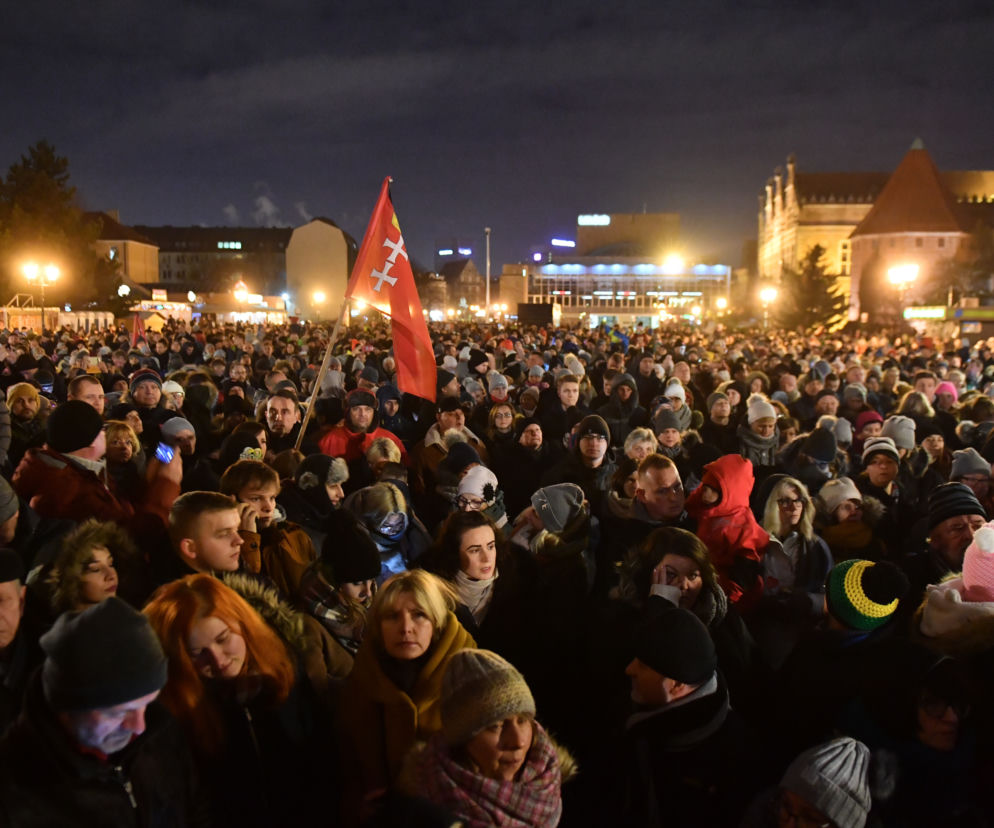 Światełko do nieba dla Pawła Adamowicza. 