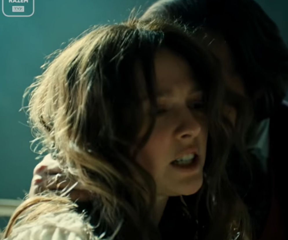 Zniewolona 3, odc. 13: Katia (Sonya Priss), Żadan (Maksim Radugin)	