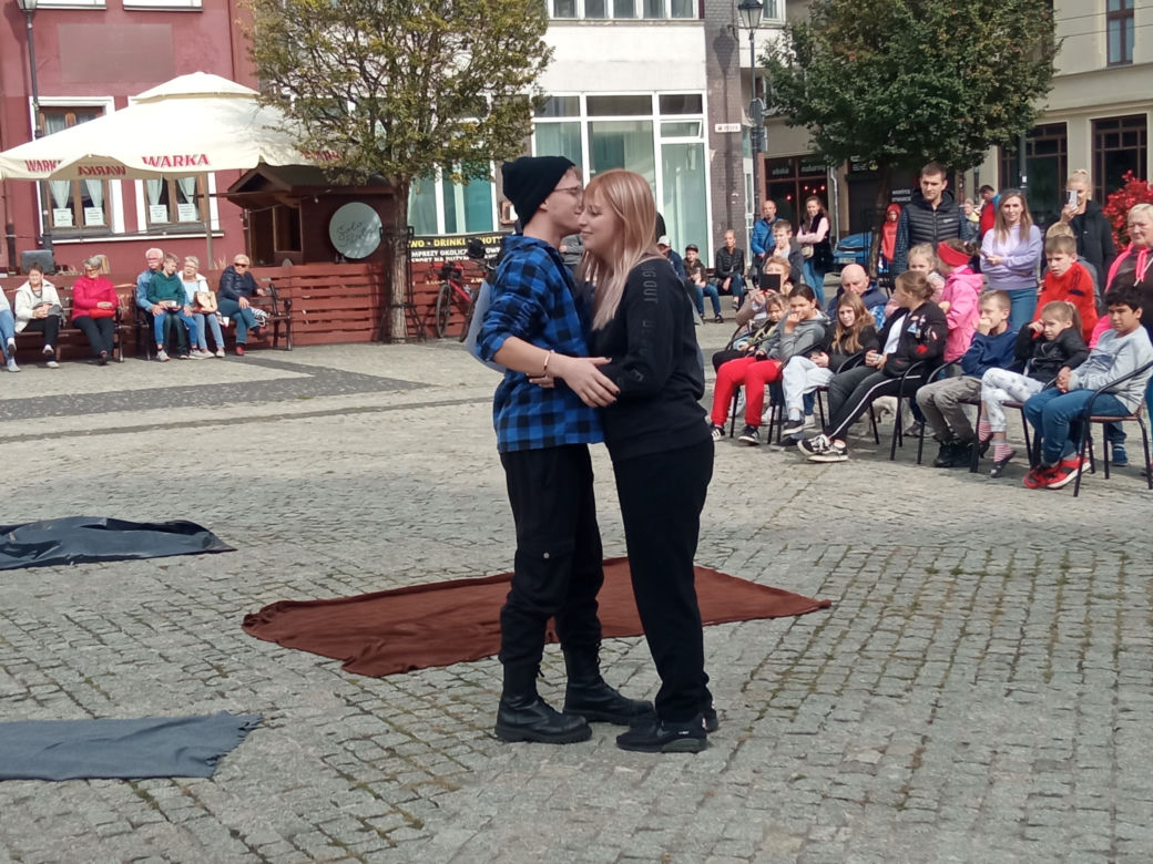 Teatr Uliczny "Nie daj się wciągnąć" w Grudziądzu