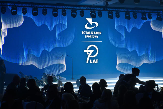 Radosław Sikorski odznaczył Ambasadorów Totalizatora Sportowego