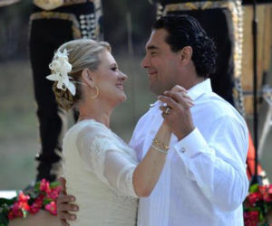 Prawdziwe uczucie (Amores verdaderos). Victoria (Erika Buenfil), Jose Angel (Eduardo Yanez)
