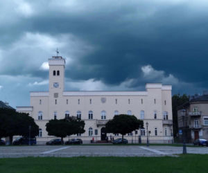 Miasto i powiat radomski ostrzega przed burzami