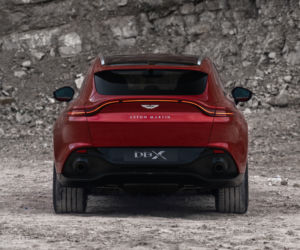 Aston Martin DBX (2020)