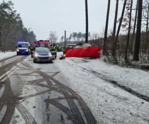Wypadek busa w Lidzbarku. Jedna osoba nie żyje