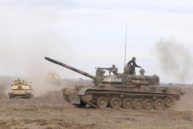 Program SAFE w Rumunii. Armia inwestuje w Piranha 5, Lynx i polskie drony Warmate