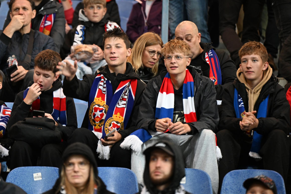Wisła Kraków - Jagiellonia Białystok; Zdjęcia kibiców i zawodników z meczu 8. kolejki PKO BP Ekstraklasy