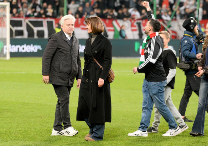 Legia - Zagłębie: Żona, brat i dzieci Jacka Magiery dziękują kibicom