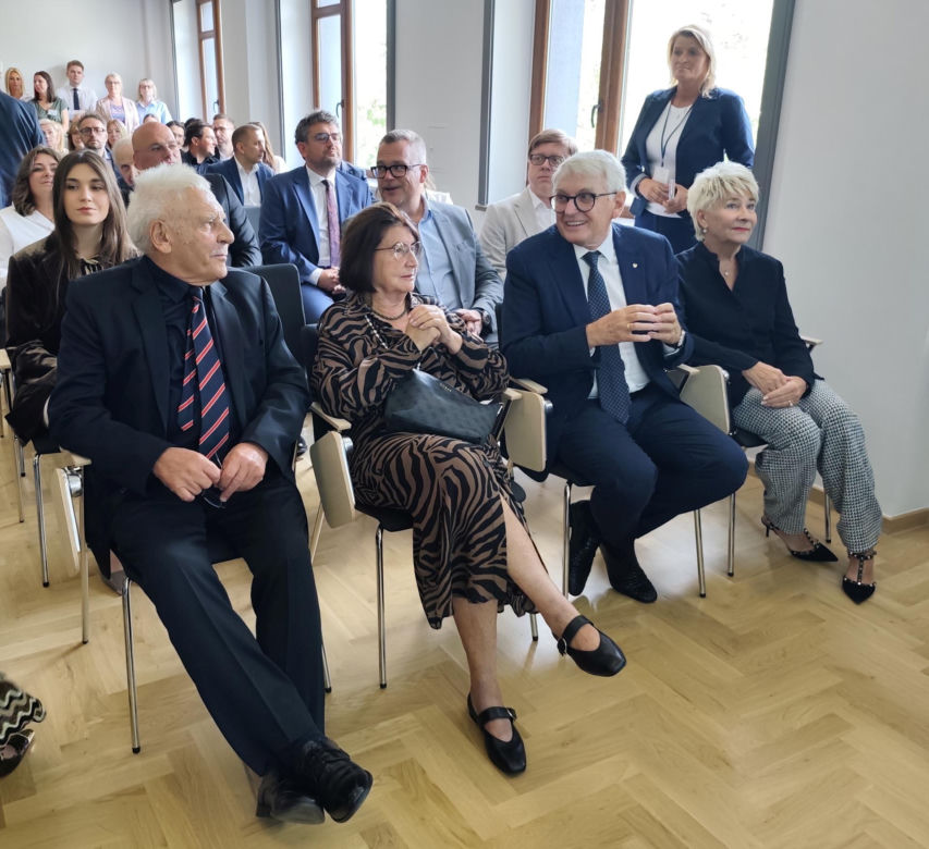 Szpital uhonorował wybitnych kardiochirurgów. Legendy skalpela otworzyły hybrydową salę operacyjną