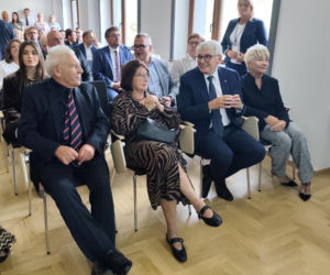 Szpital uhonorował wybitnych kardiochirurgów. Legendy skalpela otworzyły hybrydową salę operacyjną