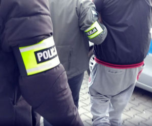 Prudnik: Blisko 2 kg. narkotyków w domach dwóch mężczyzn