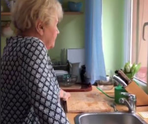 M jak miłość po wakacjach 2018. Barbara (Teresa Lipowska) na planie
