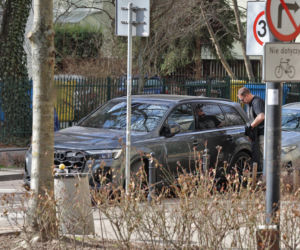 Tomasz Karolak parkuje jak król na włościach