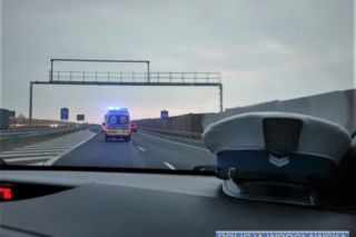 Karetka z sercem przemknęła przez zakorkowany Wrocław. Stawką było ludzkie życie [WIDEO]