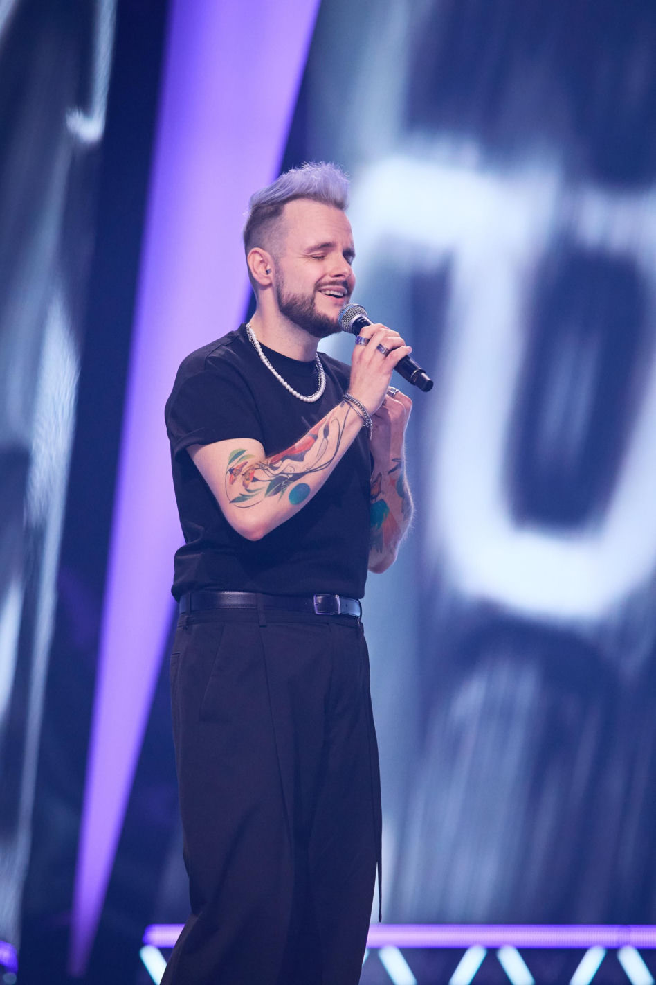 The Voice of Poland. Przez chorobę wstydził się śpiewać. Po 10 latach wraca odmieniony, by spełnić marzenia!