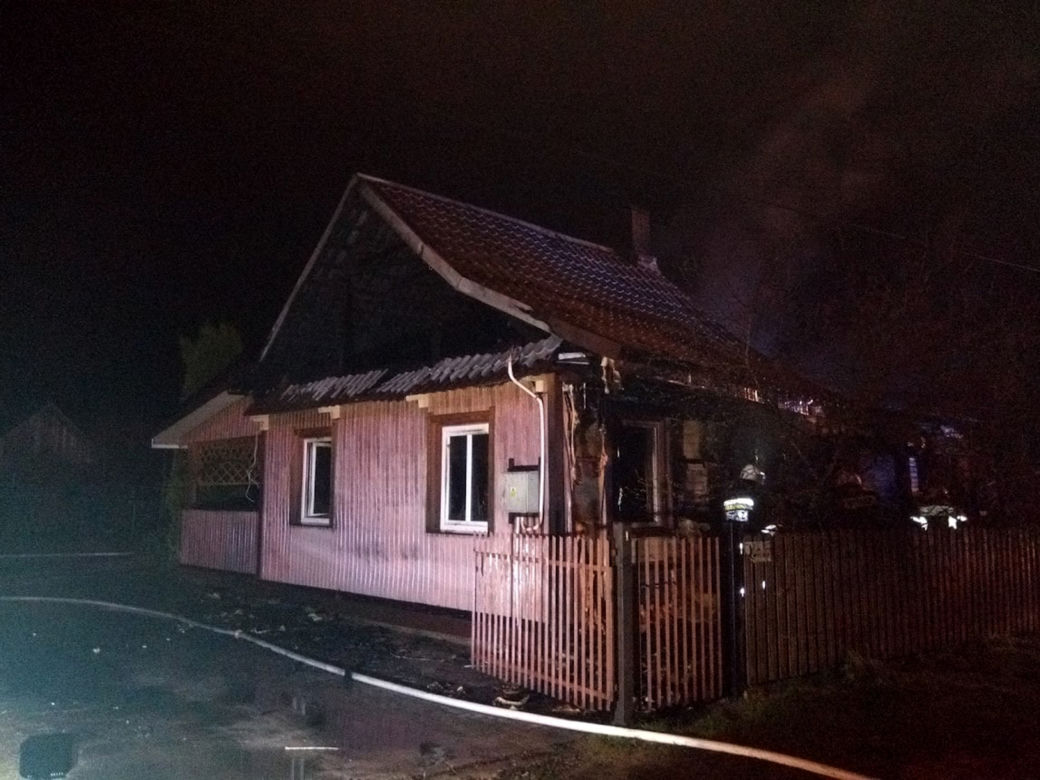 Dubiażyn (woj. podlaskie). Młodzi małżonkowie stracili w pożarze dom podczas pierwszej nocy