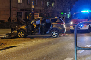 Wypadek na Plantach - Jedna osoba zabrana do szpitala