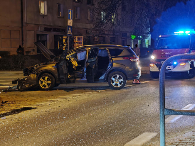Wypadek na Plantach - Jedna osoba zabrana do szpitala