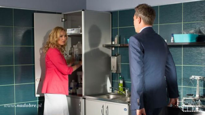 Na dobre i na złe odcinek 540. Andrzej Falkowicz (Michał Żebrowski), Kinga Walczyk (Marta Dąbrowska)