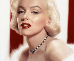 Marilyn Monroe. Tajemnicza śmierć blond seksbomby