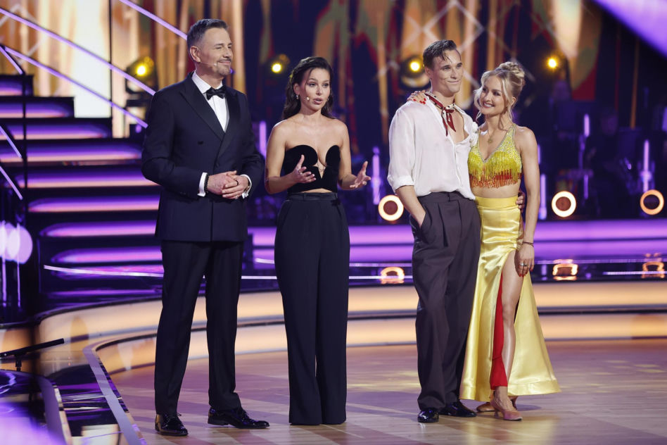 Krzysztof Ibisz, Paulina Sykut-Jeżyna, Maurycy Popiel, Sara Janicka