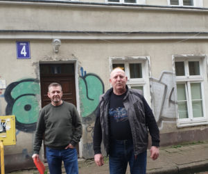 Niemiecka Frau wyrzuca nas z domu