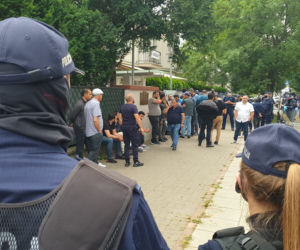 Manifestacja pod ambasadą Azerbejdżanu
